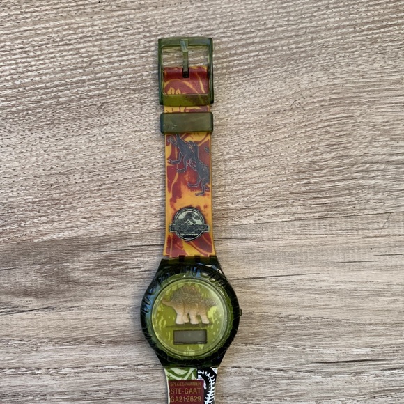 Vintage Jurassic Park digital Dinosaur Wrist Watch Nonworking collectible - Picture 8 of 9